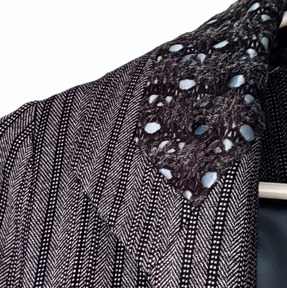 Dagg & Stacey Grey, Blue Belted Flattering Lined Pinstriped Blazer. XXS - Picture 2 of 16